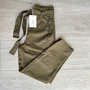 NWT Laure+Max The Belt Trousers in Khaki Hook Bar Closure Office Work Wear - 34